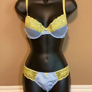 Lightly Padded Underwire Bra & Panty Set